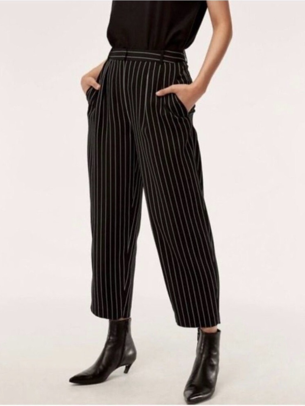 Aritzia Babaton Modesto NEW black pinstripe pleat front womens trousers Size 0